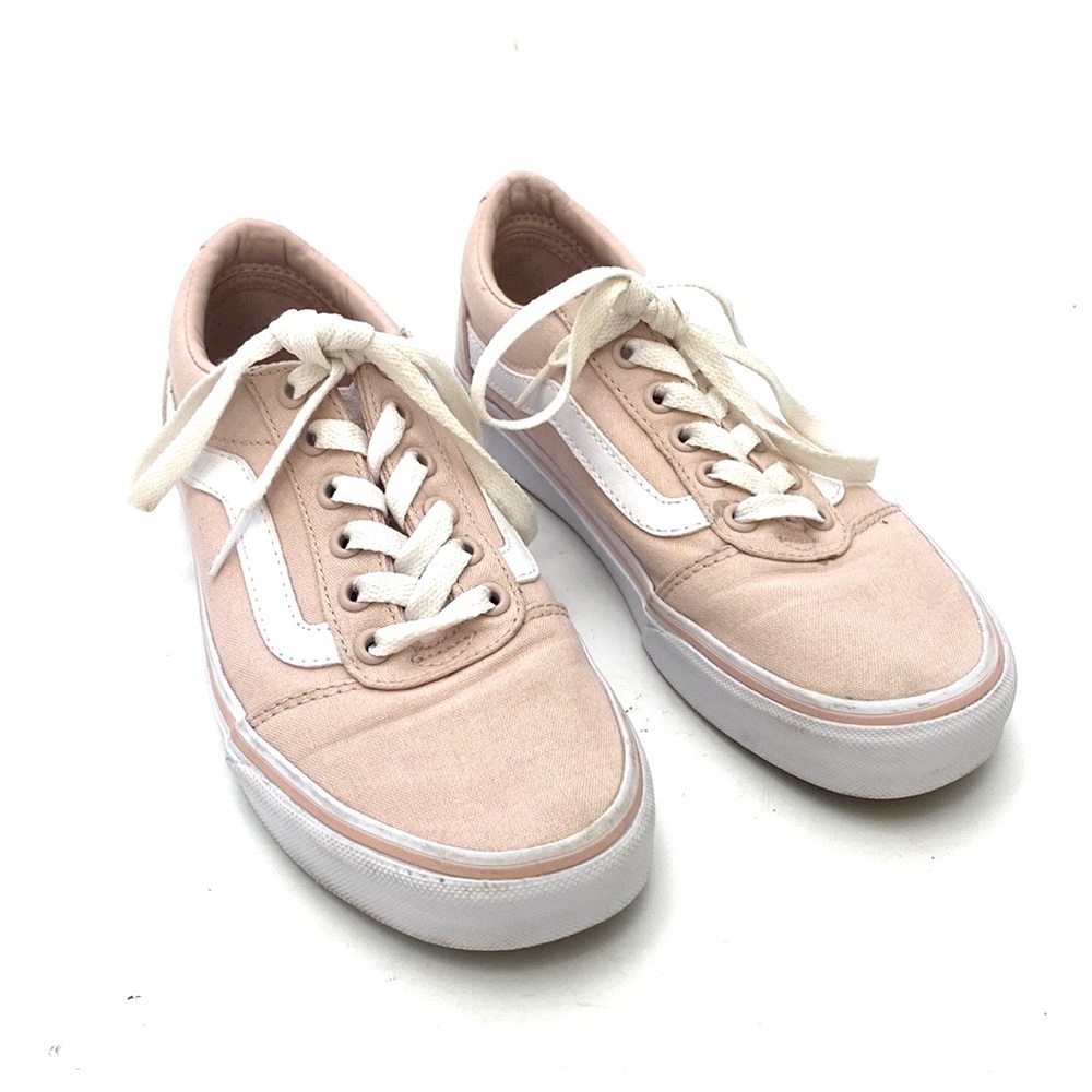 Vans Women's Blushing/White Old Skool Flat Sole Sneakers